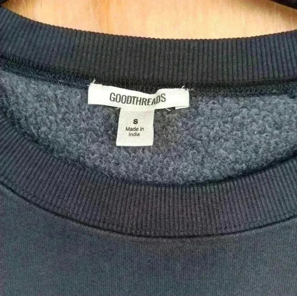 Ladies nwt short sleeve sweatshirt Goodthreads size S oversized - Picture 4 of 4